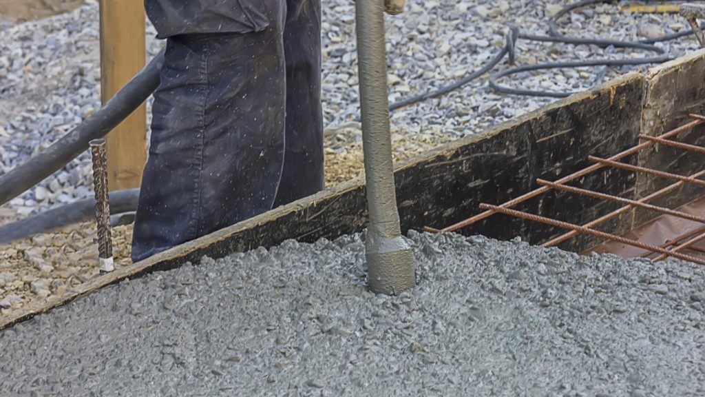 Using a Stinger Vibrator to Vibrate Concrete